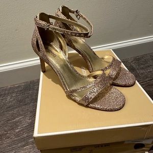 Michael Kors Kimberly sandal gold glitter 6.5